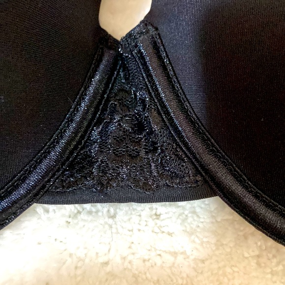 Vanity Fair Back Smoother Underwire Bra - Picture 2 of 6